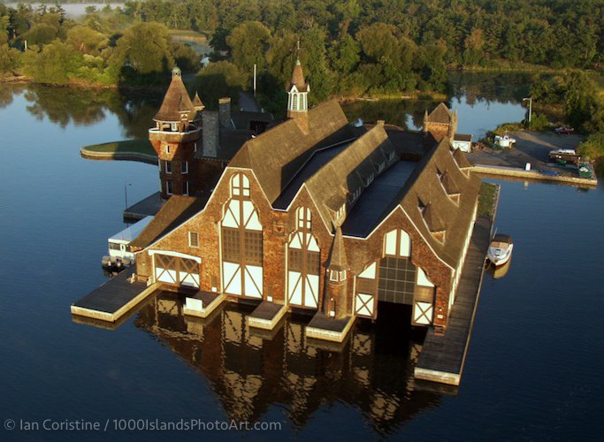 Boathouses P9063431