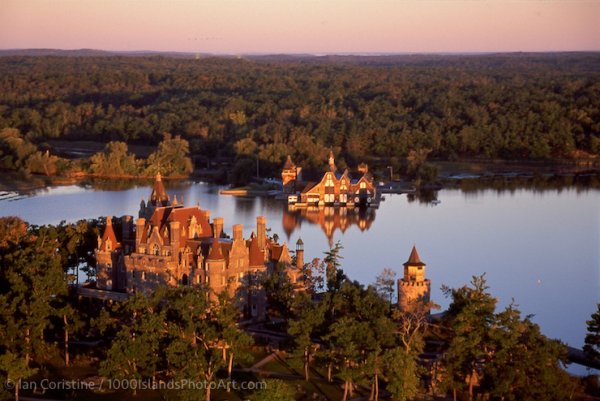 Castles & grand cottages Scan.img135